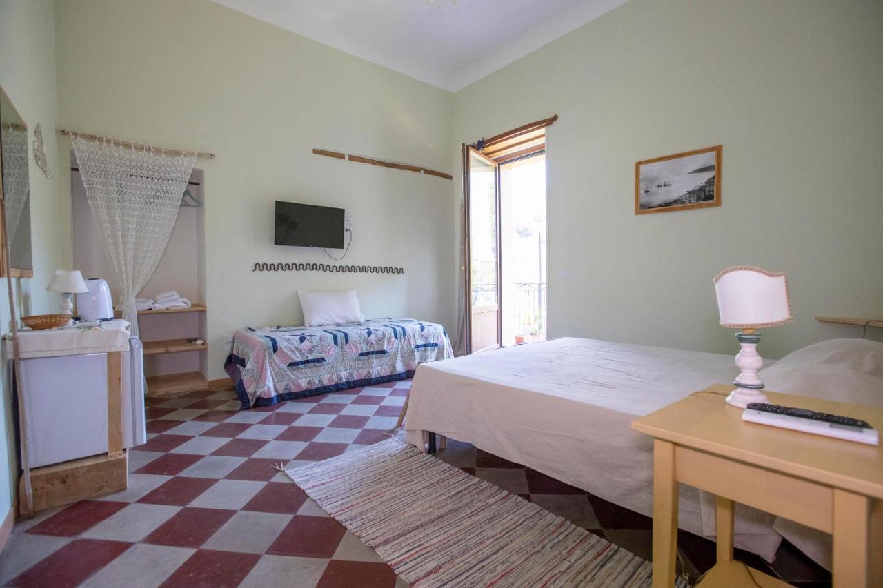 La Casa sul Blu Albergo Diffuso Pisciotta Exterior foto